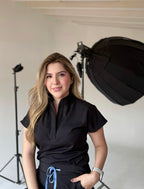 Glow Essential Blackmoon Scrub