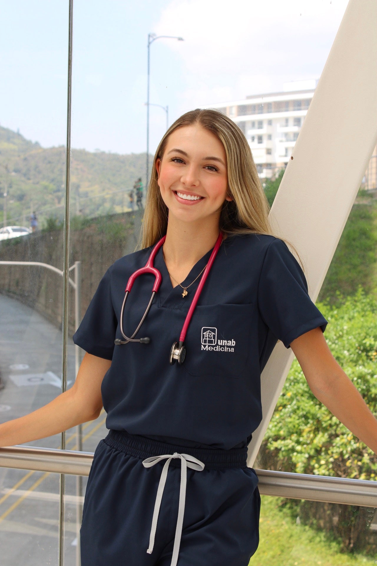 Uniforme UNAB Medicina