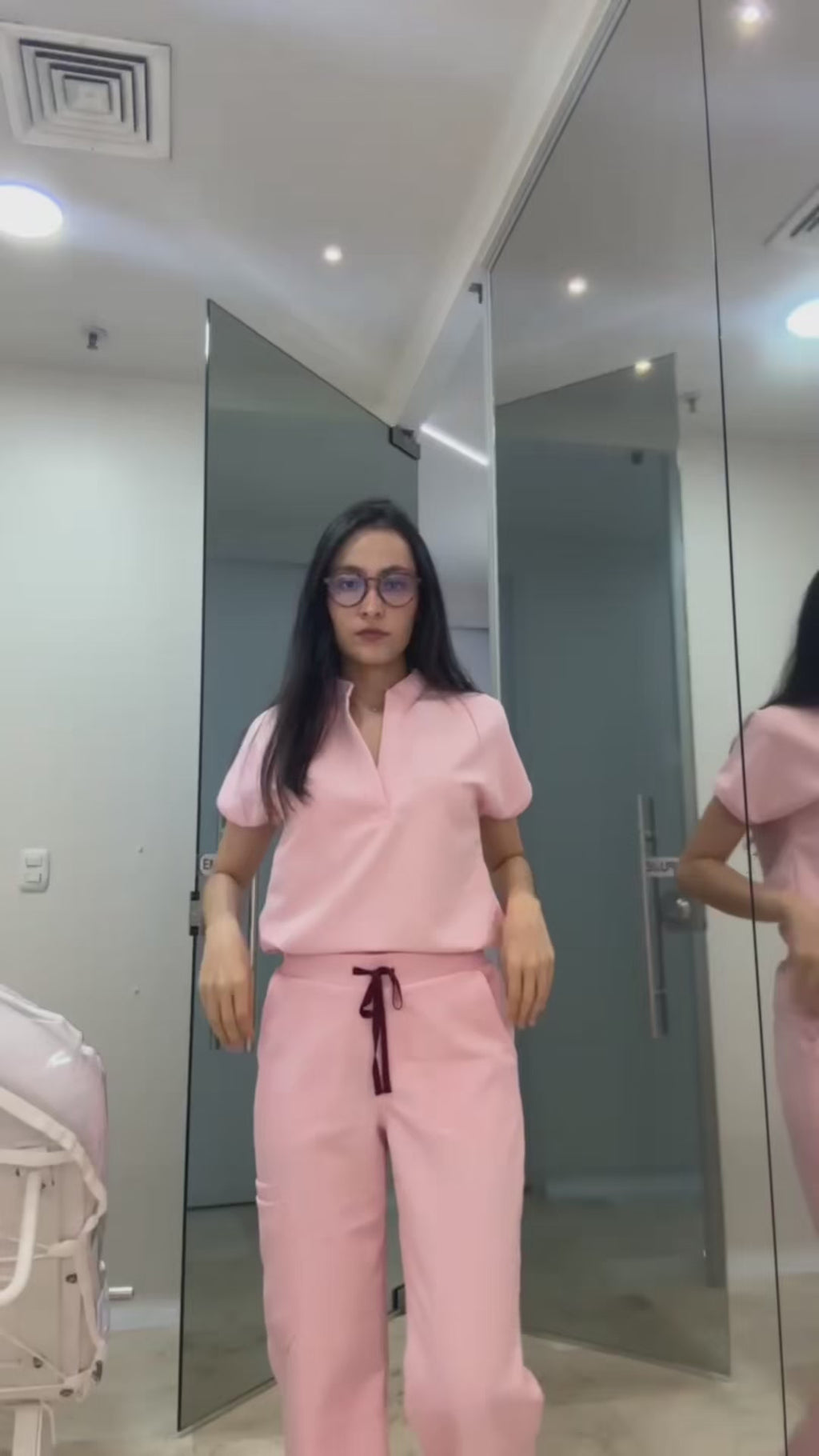 BABY PINK SCRUB