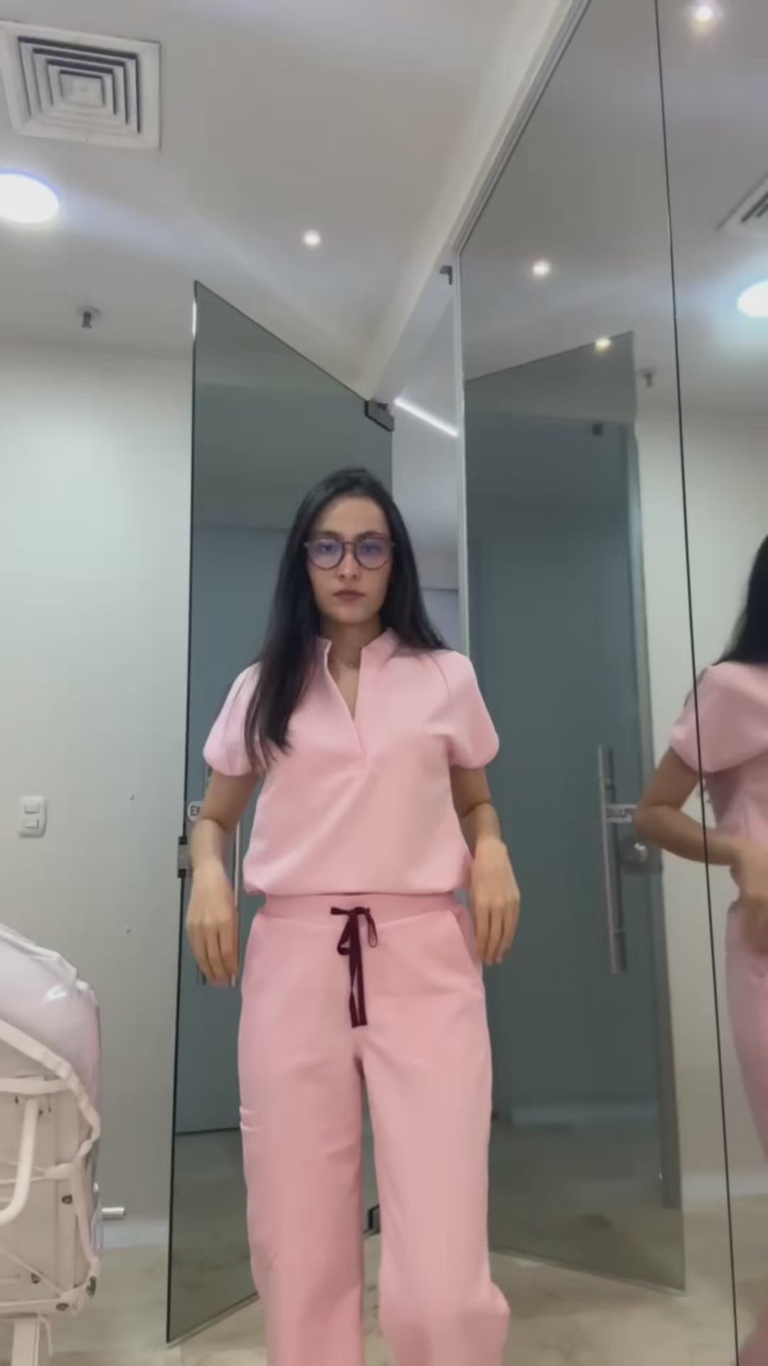 BABY PINK SCRUB